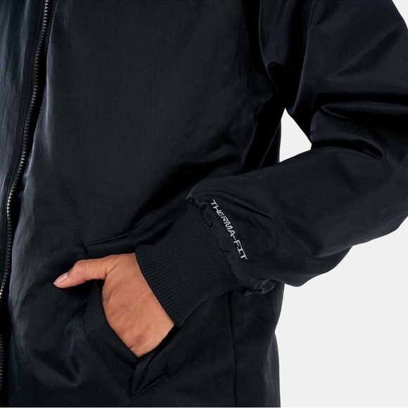 𝐍𝐈𝐊𝐄 Therma-Fit Long Bomber Jacket in Black Size Large - Picture 10 of 16
